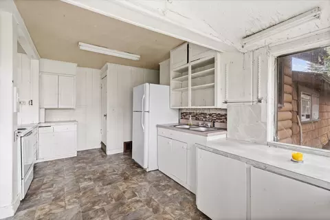 Kitchen - 1312 2nd Ave E, Kalispell, MT 59901 photo 1 of 1
