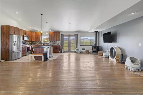 3768 Cupid Dr, Helena, MT 59602