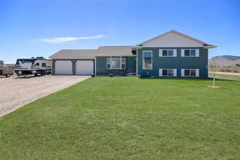 801 Guthrie Rd, Helena, MT 59602