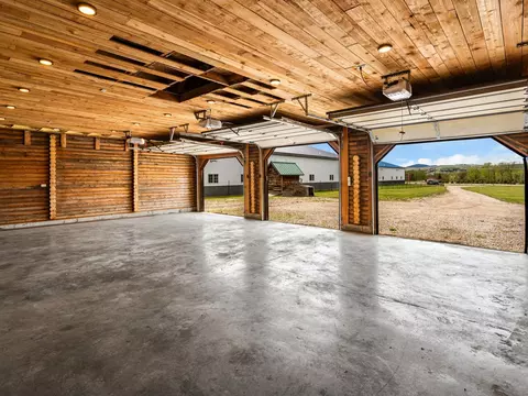 77300 Gallatin Rd, Bozeman, MT 59718