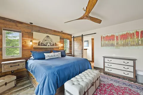 Bedroom - 416 S 420 S Eighty Dr, Somers, MT 59932 photo 2 of 4