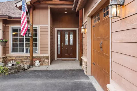 Entry Way - 416 S 420 S Eighty Dr, Somers, MT 59932 photo 1 of 4