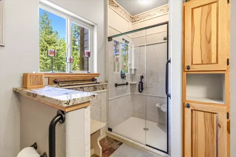 Bath - 130 Glen Hills Dr, Eureka, MT 59917 photo 1 of 4