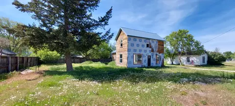 213-219 Charlos St, Stevensville, MT 59870