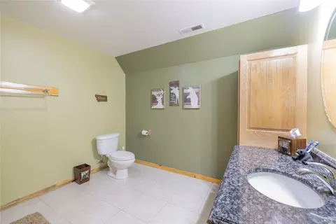 Bath - 247 Deer Path Ln, Rexford, MT 59930 photo 3 of 4