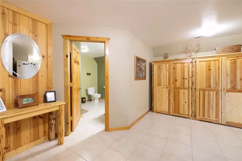 Entry Way - 247 Deer Path Ln, Rexford, MT 59930 photo 2 of 4
