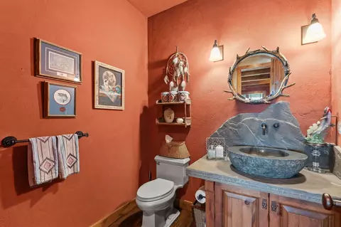 Bath - 599 Pommel Dr, Bigfork, MT 59911 photo 4 of 5