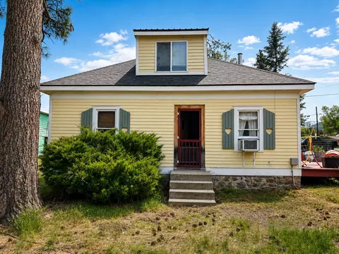 202 S Water St, Darby, MT 59829