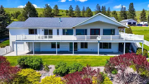 32478 Sunrise Dr, Polson, MT 59860