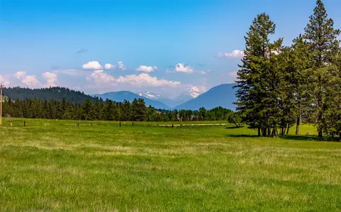 368 Danielson Rd, Kalispell, MT 59901 photo 13