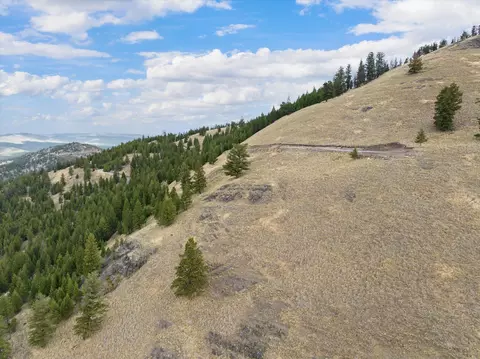 1 Wild Horse Trail, Kila, MT 59920