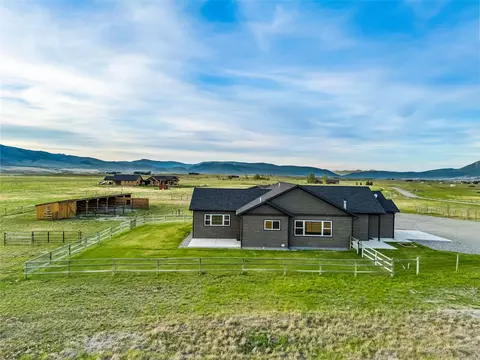Exterior - 49 Paradise Found Dr, Livingston, MT 59047 photo 10 of 18