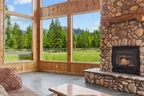 Living - 28321 Cougar Trl, Bigfork, MT 59911 photo 6 of 8