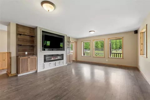 Living - 28321 Cougar Trl, Bigfork, MT 59911 photo 7 of 8