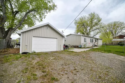 72 Eaton Ave, Great Falls, MT 59405