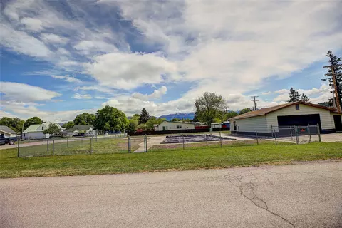 602 6th Ave E, Polson, MT 59860 photo 4