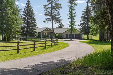855 Twin Bridges Rd, Whitefish, MT 59937
