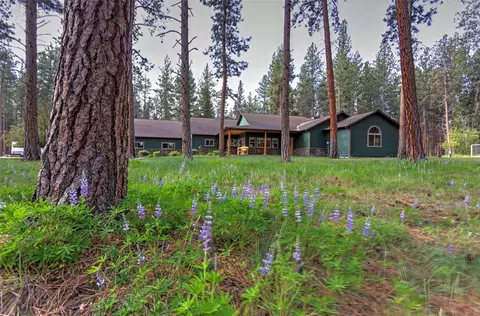 123 Mountain Goat Rd, Hamilton, MT 59840