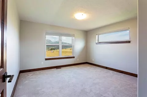 Bedroom - 5655 Longview Dr, Florence, MT 59833 photo 8 of 11