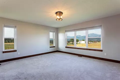 Bedroom - 5655 Longview Dr, Florence, MT 59833 photo 2 of 11