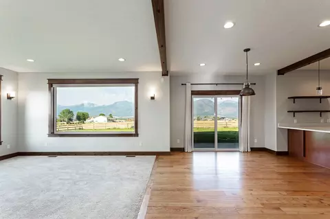 Living - 5655 Longview Dr, Florence, MT 59833 photo 1 of 6