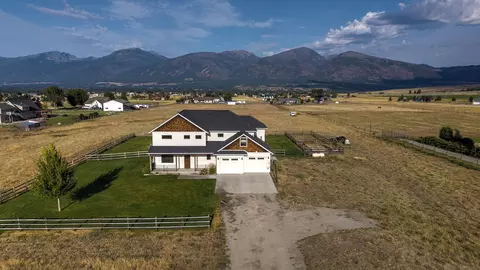 5655 Longview Dr, Florence, MT 59833