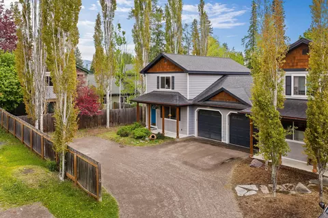 357 W 7th St #2A, Whitefish, MT 59937