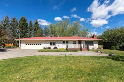 2 Shamrock Ln, Livingston, MT 59047