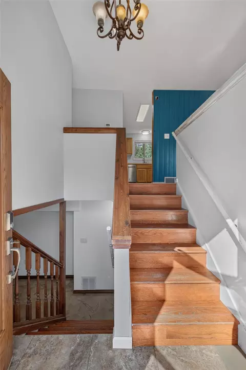 Entry Way - 1 Rock Ridge Dr, Clancy, MT 59634 photo 1 of 2