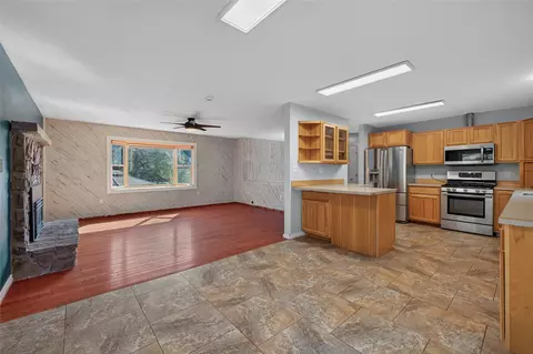 Living - 1 Rock Ridge Dr, Clancy, MT 59634 photo 5 of 8