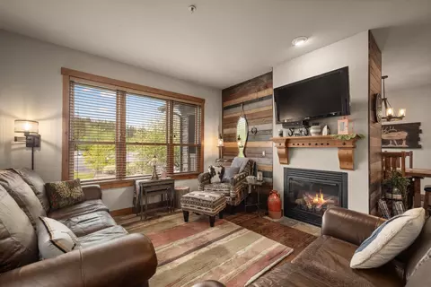 6104 Monterra Ave #G, Whitefish, MT 59937