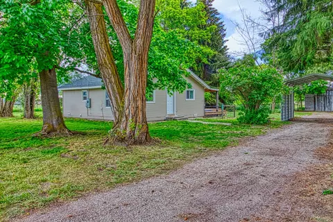 134 Grantsdale Cutoff Rd, Hamilton, MT 59840
