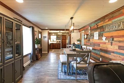 Dining - 456 Cooper Ln, Hamilton, MT 59840 photo 2 of 3