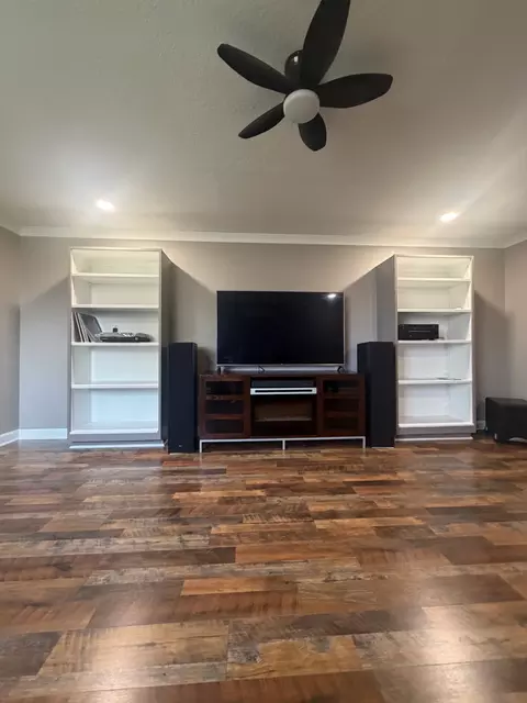 Living - 456 Cooper Ln, Hamilton, MT 59840 photo 5 of 5