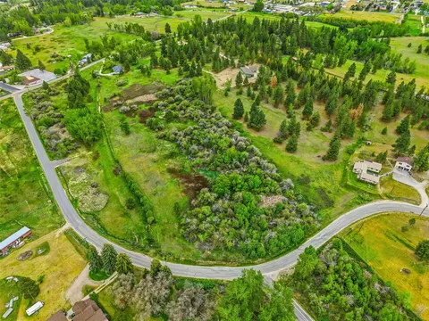 127 Blodgett Camp Rd, Hamilton, MT 59840
