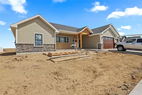 205 42nd Ave NE, Great Falls, MT 59404