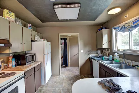 Kitchen - 1411 7th St E, Polson, MT 59860 photo 1 of 3