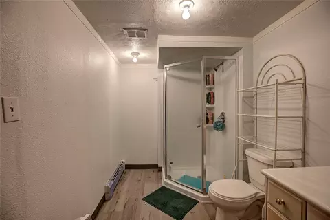 Bath - 1411 7th St E, Polson, MT 59860 photo 3 of 4