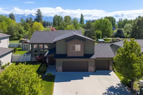 683 Mountain View Dr, Kalispell, MT 59901
