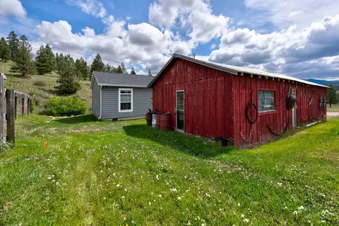 Exterior - 8 Bessler Rd, Clancy, MT 59634 photo 6 of 7