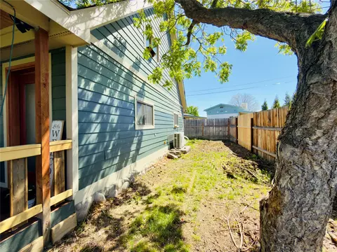 Exterior - 217 E Ravalli St, Hamilton, MT 59840 photo 4 of 5