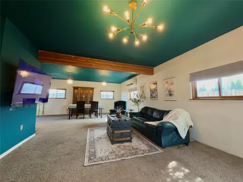 Living - 217 E Ravalli St, Hamilton, MT 59840 photo 2 of 3