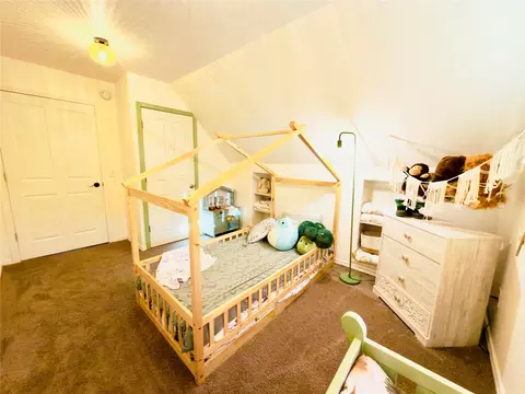 Bedroom - 217 E Ravalli St, Hamilton, MT 59840 photo 2 of 6