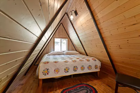 Bedroom - 35 Otter Ln, Noxon, MT 59853 photo 1 of 3