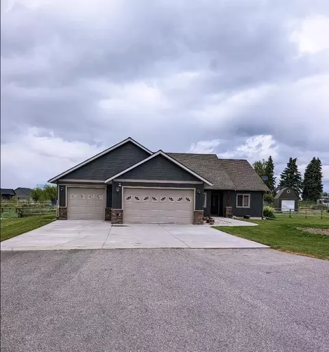 1025 Talons Ct, Hamilton, MT 59840