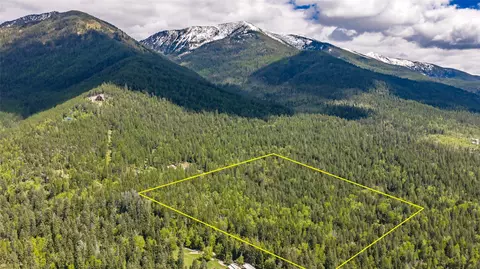Nhn Red Hawk Drive, Bigfork, MT 59911