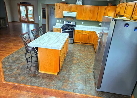 Kitchen - 2733 Mt Highway 69, Boulder, MT 59632 photo 2 of 4
