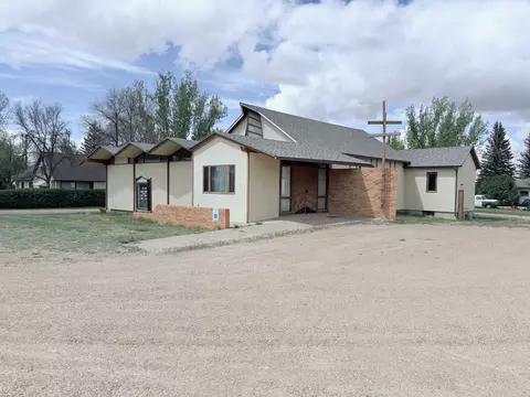 209 1st St, Hingham, MT 59528