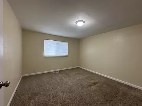 Bedroom - 905 6th Ave E, Kalispell, MT 59901 photo 2 of 6
