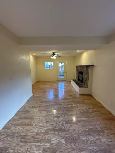 Living - 905 6th Ave E, Kalispell, MT 59901 photo 5 of 8